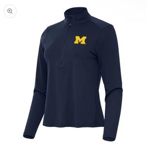 Nike Navy Dri-FIT Athletic Pullover with White Swoosh women’s